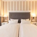 Iv Jahreszeiten Hotel
