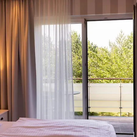 Hotel Iv Jahreszeiten Zingst