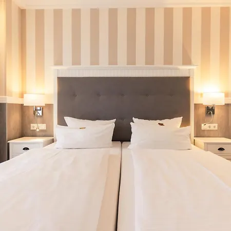 Iv Jahreszeiten Hotel