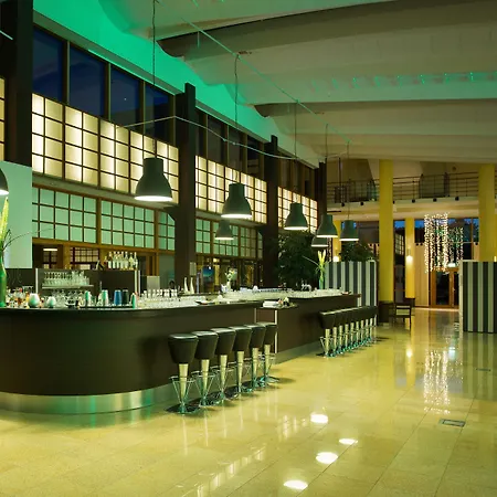 Hotel Iv Jahreszeiten 4*