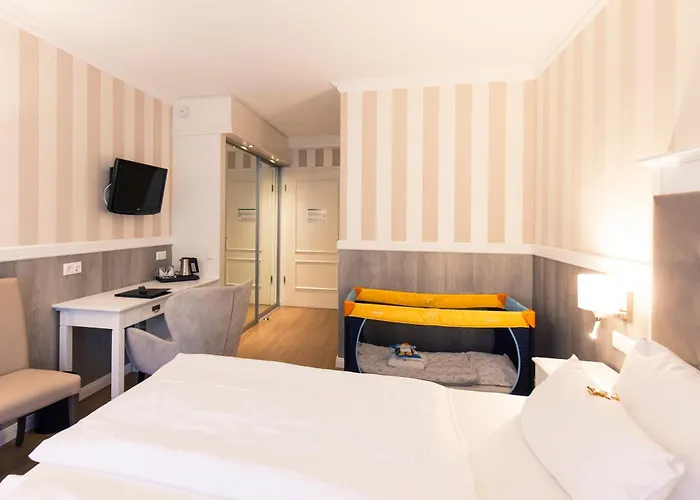 Iv Jahreszeiten Hotel