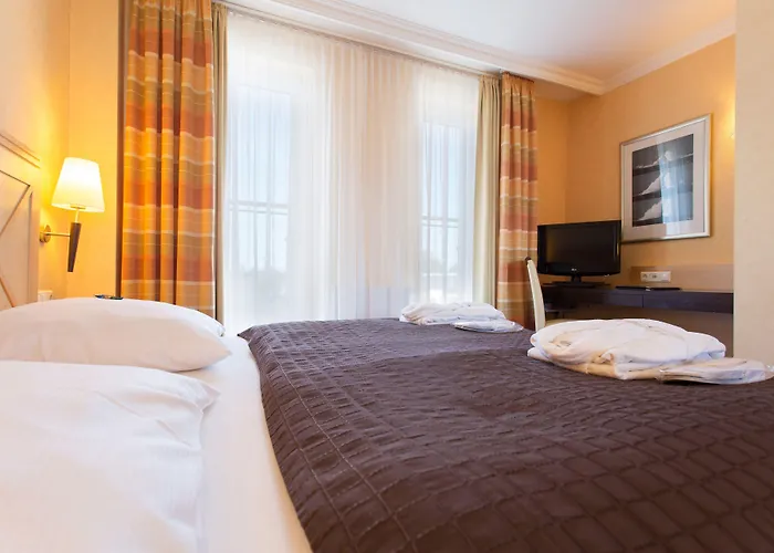 Iv Jahreszeiten Hotel Ostseeheilbad Zingst